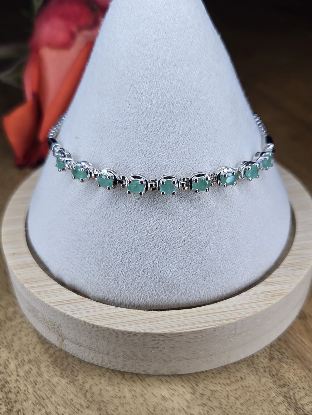 NWT 1.26ctw Natural Emerald Sterling Silver 925 Tennis Style Bolo Bracelet